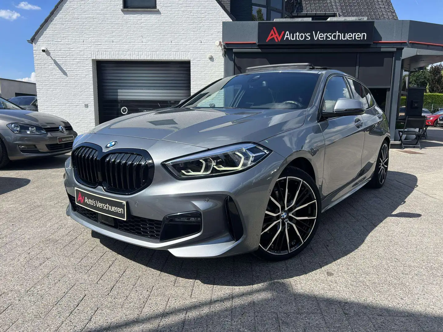 BMW 118 iA M-Sport DKG7 ** Pano Harman Memory Grijs - 2