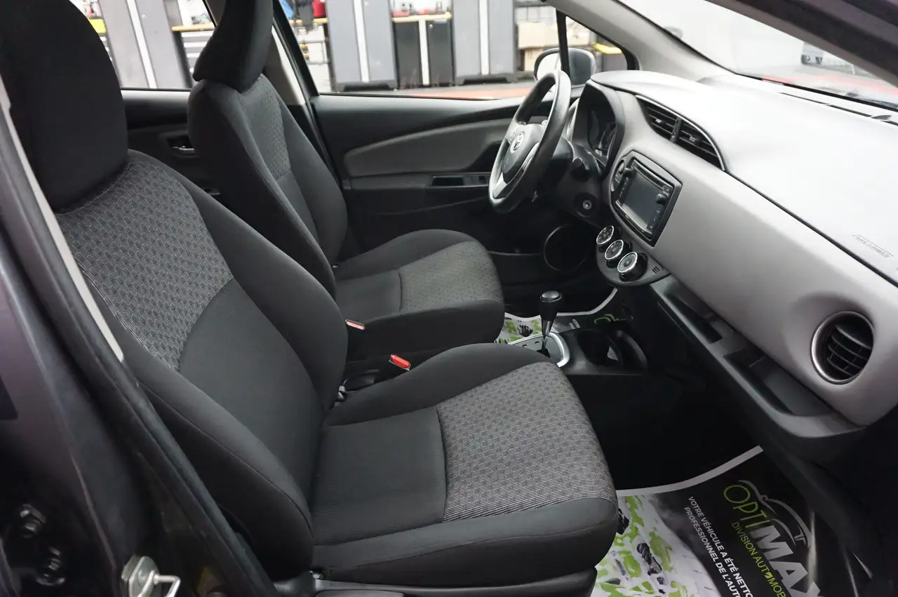Toyota Yaris снимка Toyota Yaris