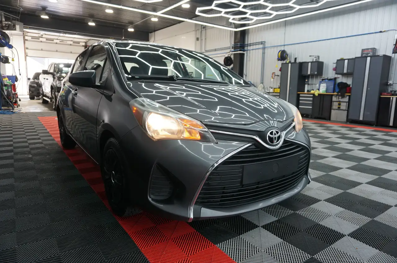 Toyota Yaris снимка Toyota Yaris
