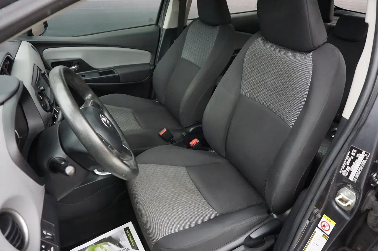 Toyota Yaris снимка Toyota Yaris