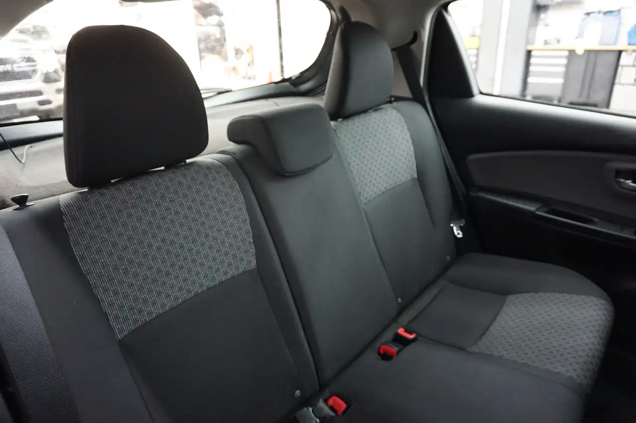 Toyota Yaris снимка Toyota Yaris