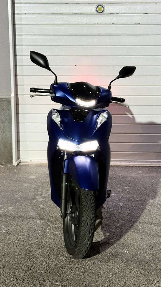 Honda SH 125i Sport