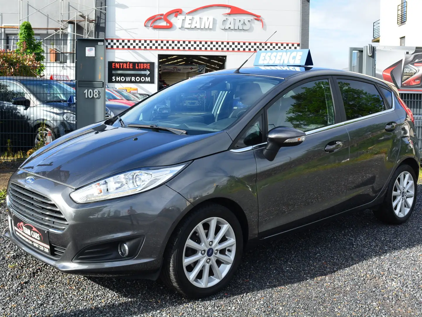 Ford Fiesta 1.0 EcoBoost Titanium Grau - 1