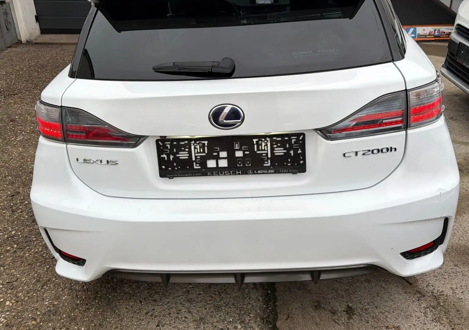 Lexus CT 200h F-Sport Hybrid Aut. Weiß - 2