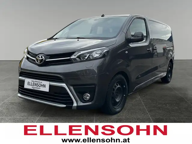 Toyota Proace VERSO 2,0D150 FAMILY MEDIUM  8-fach! AHK!