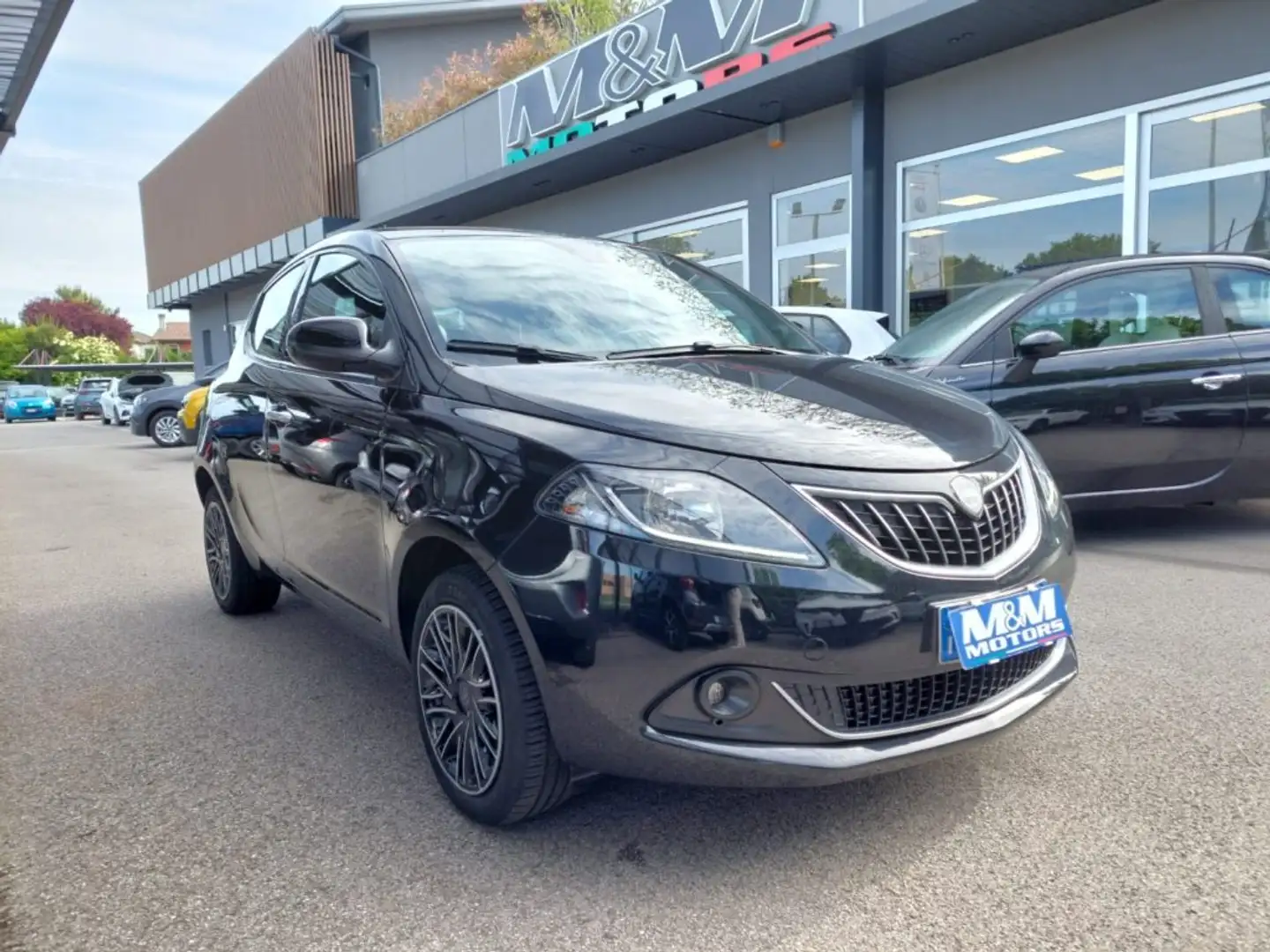 Lancia Ypsilon 1.0 FireFly 5p S&S Hybrid Gold #VARI COLORI Nero - 1