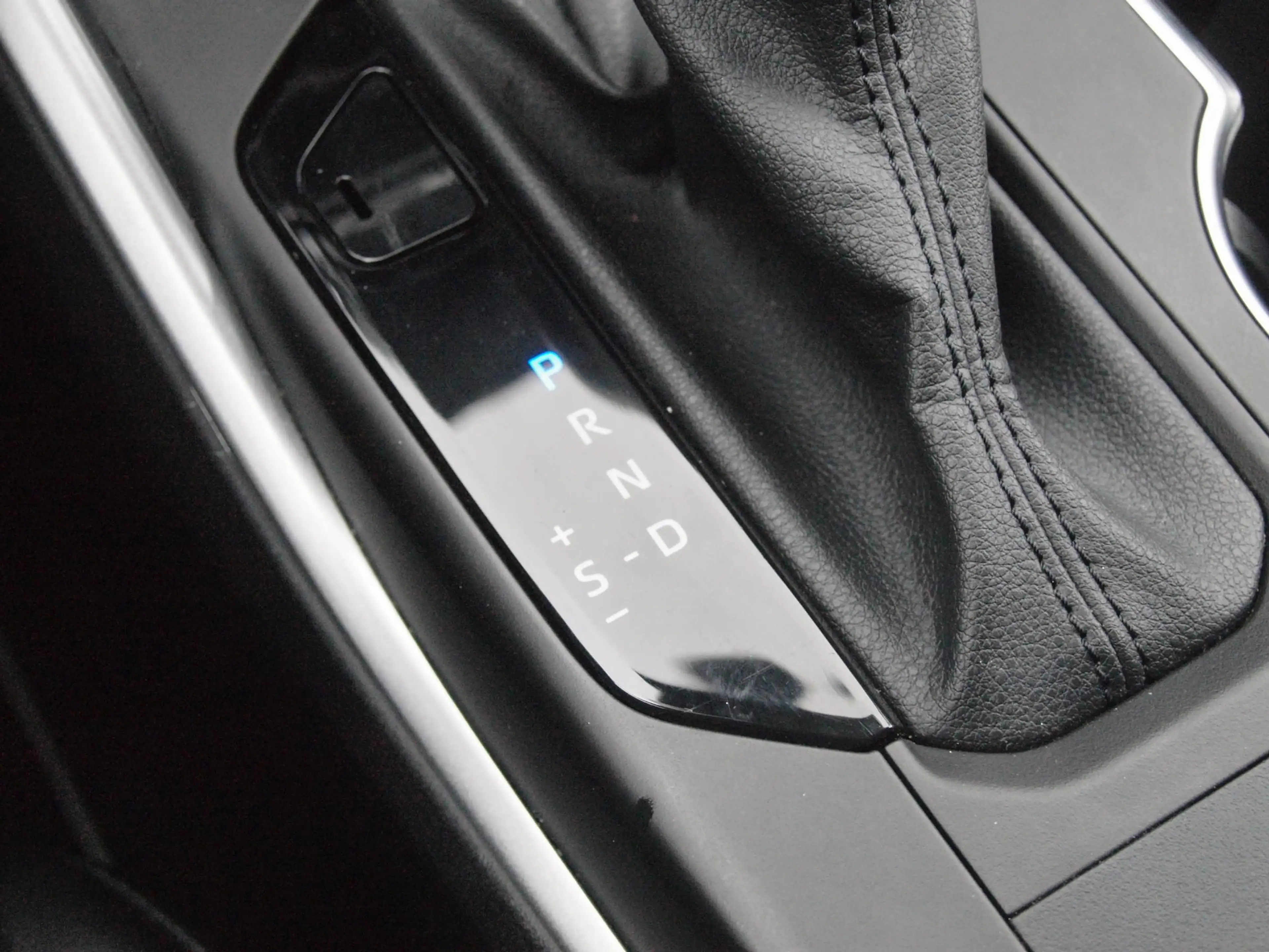 Toyota Highlander 2.5 AWD Hybrid Business | 7 Persoons | Camera | Tr — photo 23