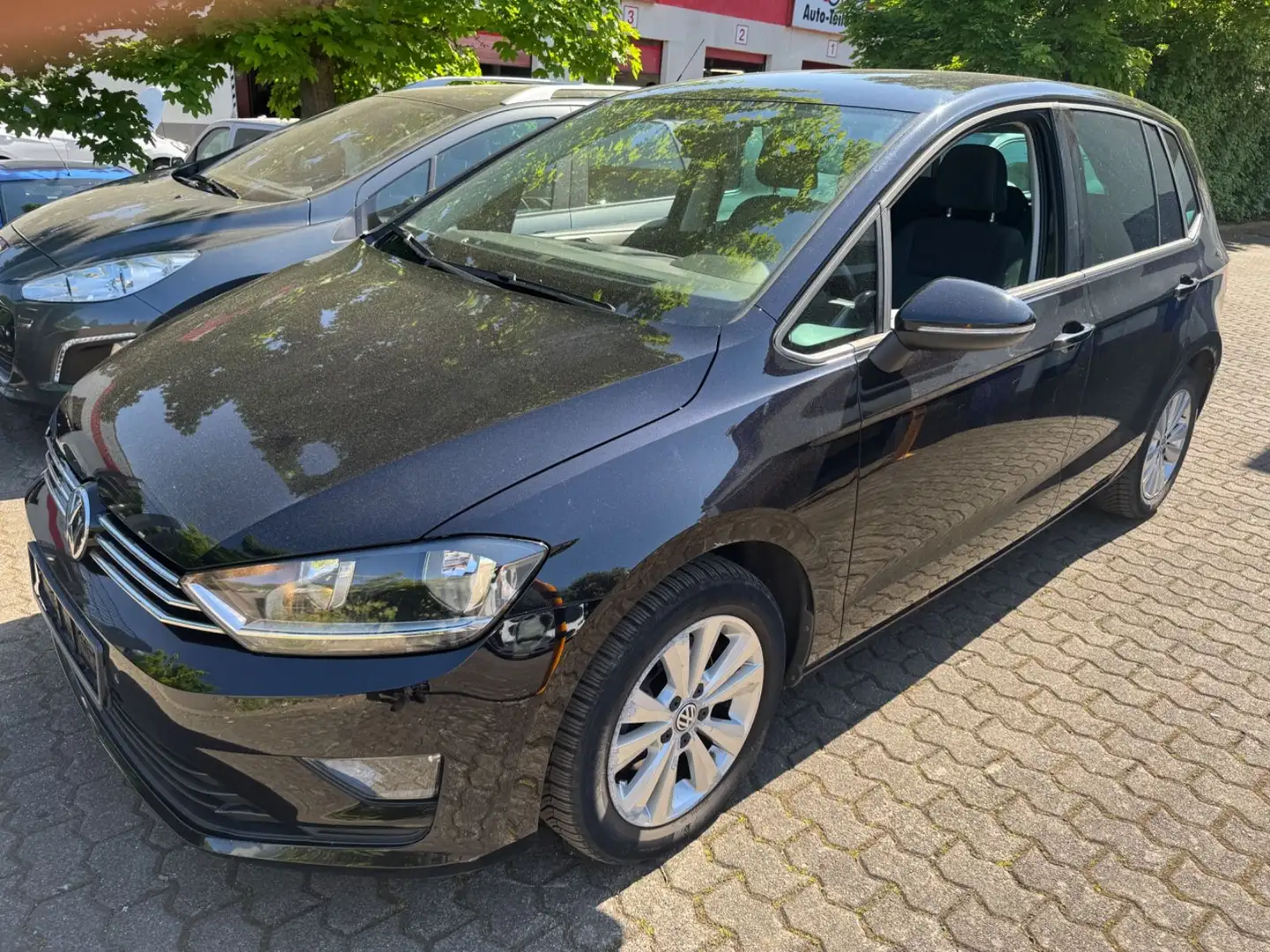 Volkswagen Golf Sportsvan 1.6 TDI  Klimaautomatik Schwarz - 1