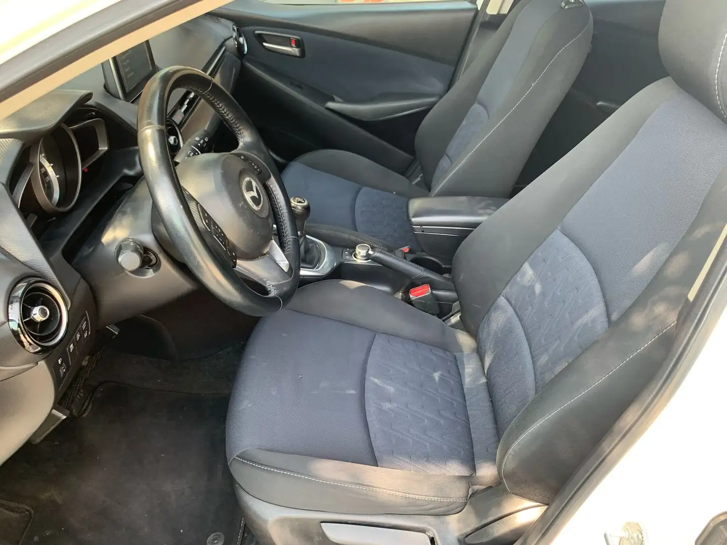 Mazda 2 1.5d DIESEL  euro 6 PROBLEMI FAP Bianco - 2