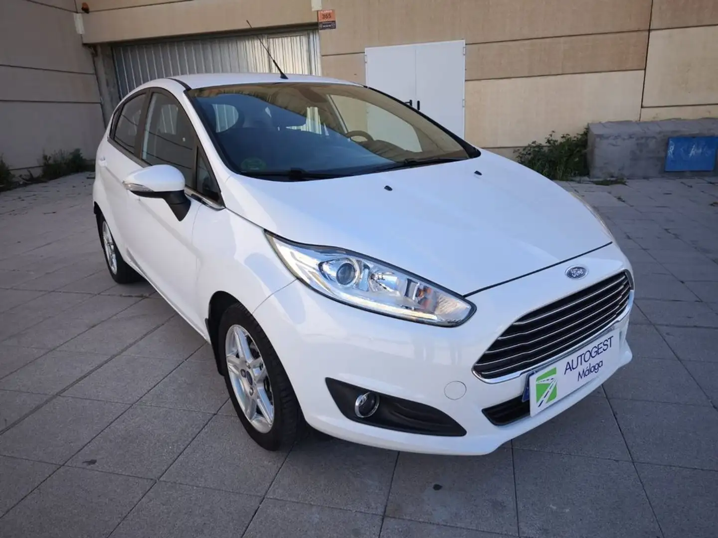 Ford Fiesta 1.0 EcoBoost Titanium Blanco - 2