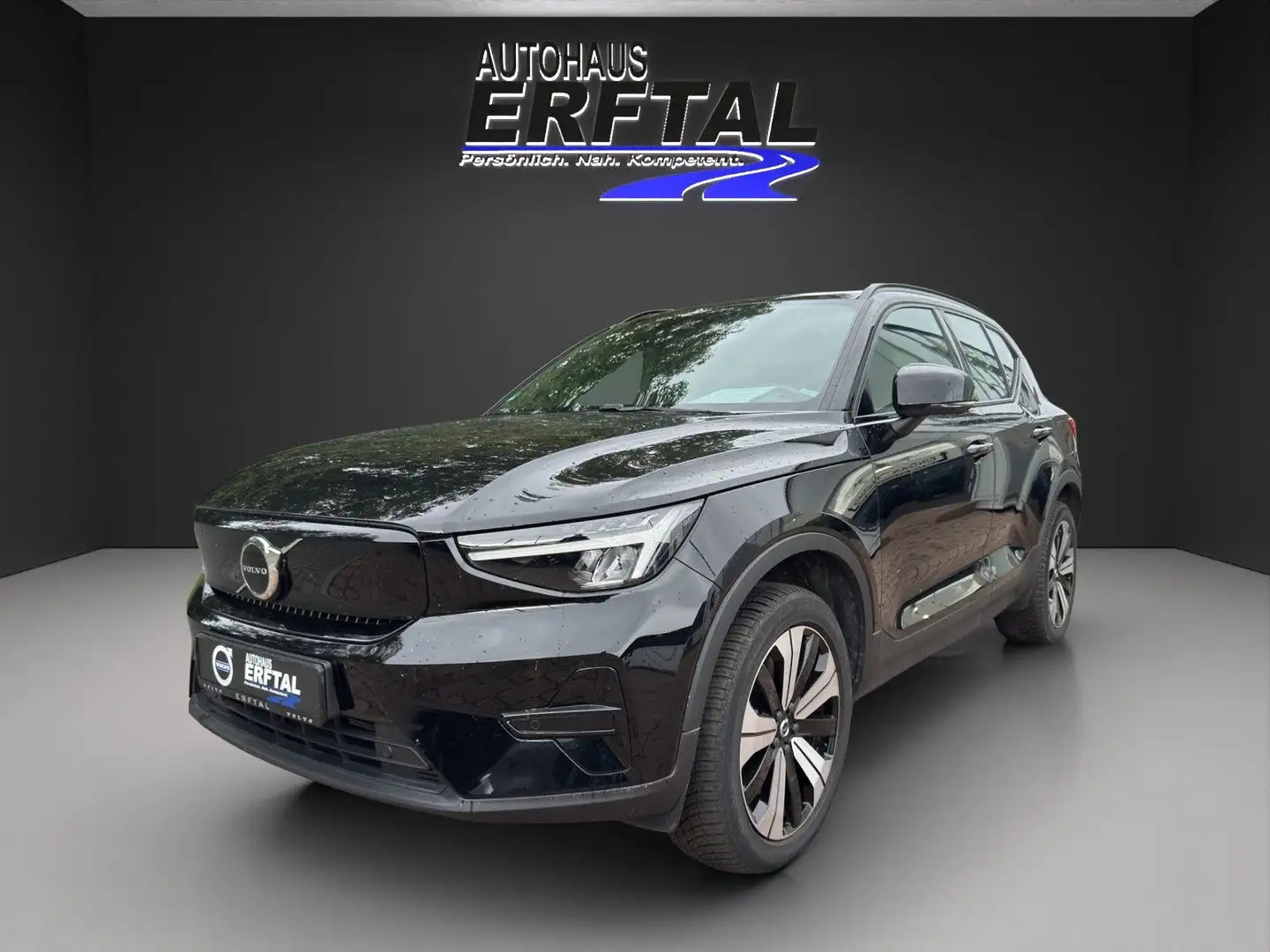 Volvo XC40 Plus Recharge Pure Electric 2WD Schwarz - 1