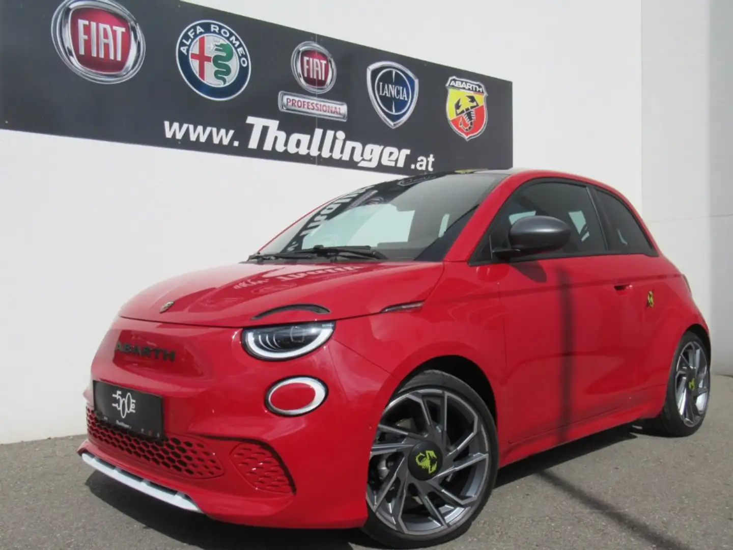 Abarth 500e HB TURISMO **AKTION** Rot - 2