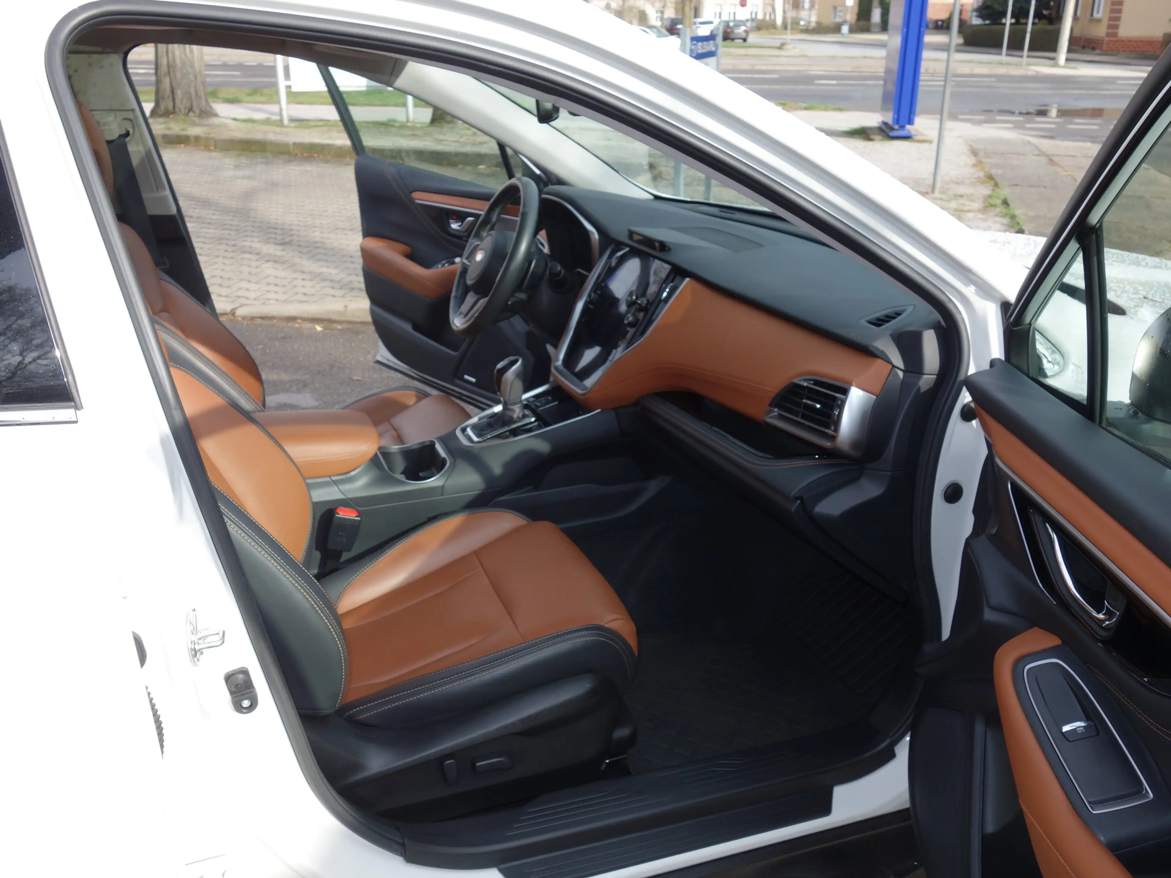 Subaru OUTBACK Outback 2.5i Lineartronic Platinum — photo 7