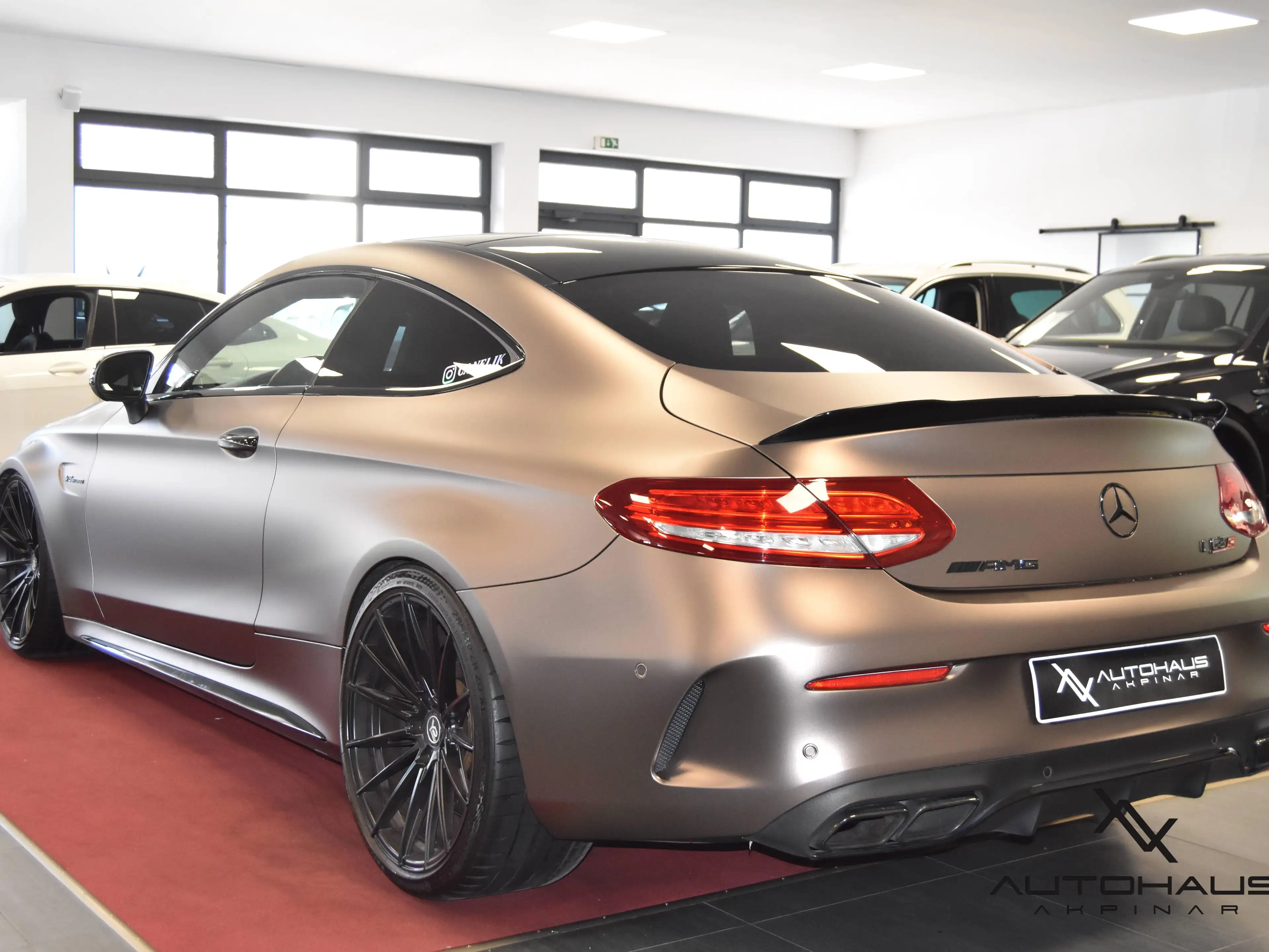 Mercedes-Benz C 63 AMG S AMG~YIDO~360°~CARPL.~CARB.~MEM.~BURM.~STERNENHIMMEL~SHZ.~SKH. — photo 6