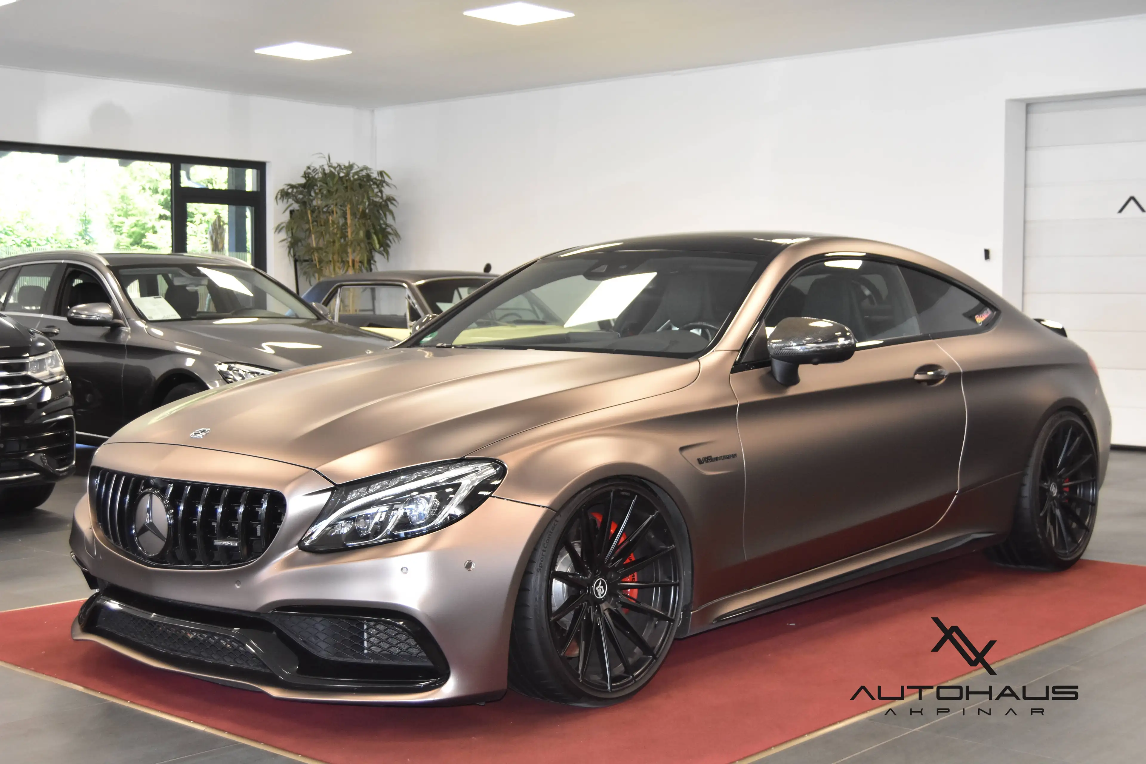 Mercedes-Benz C 63 AMG S AMG~YIDO~360°~CARPL.~CARB.~MEM.~BURM.~STERNENHIMMEL~SHZ.~SKH. — photo 4