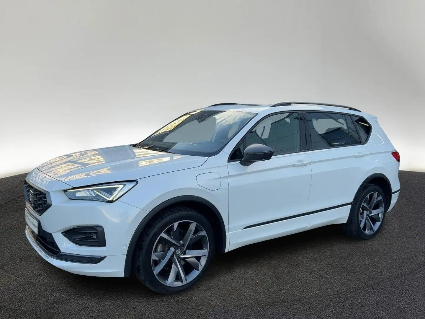 SEAT Tarraco 1.4 e-HYBRID FR DSG Panorama Kamera AHK Weiß - 2