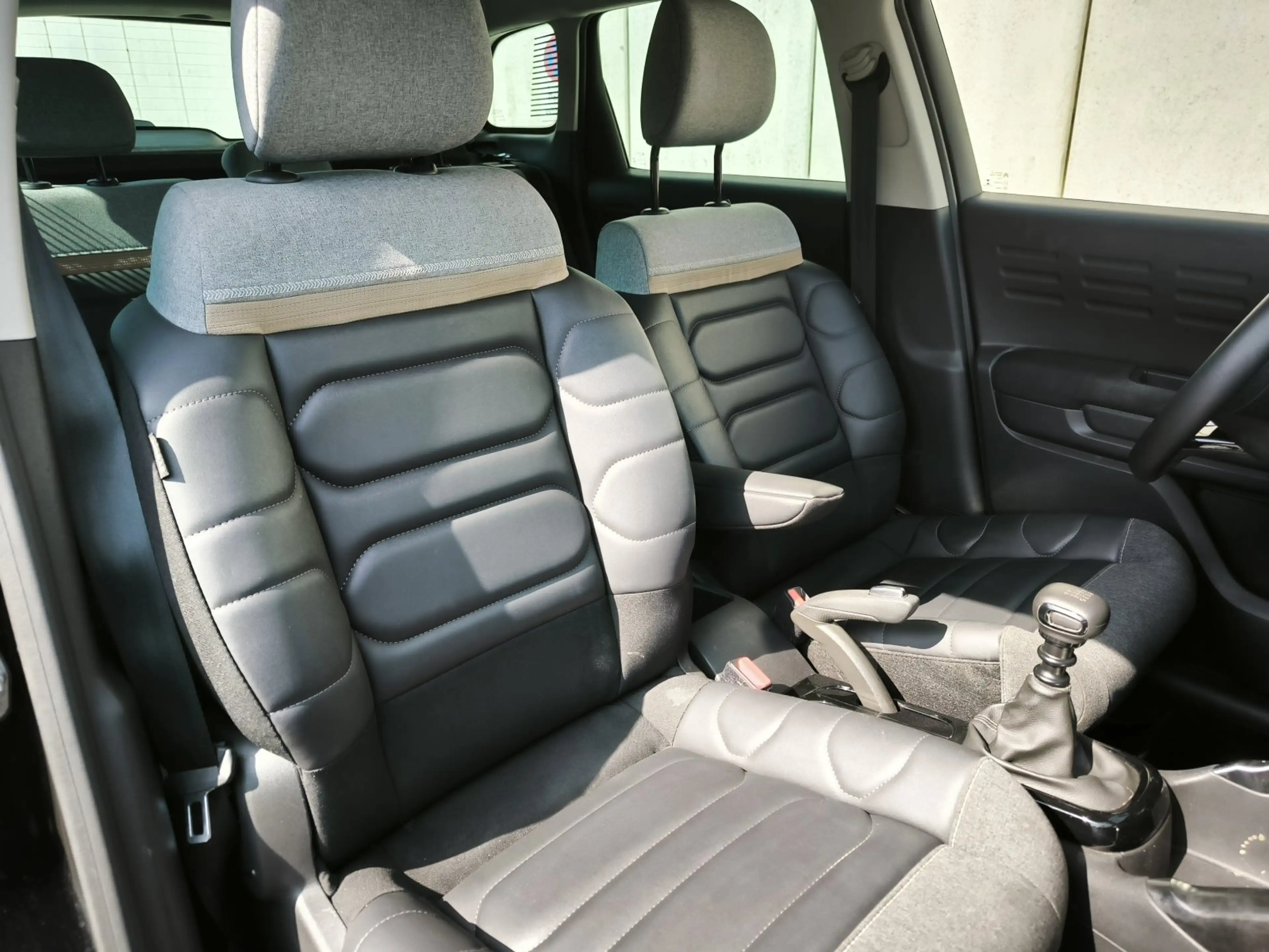 Citroen C3 Aircross Feel Pack Leder CarPlay LED Kamera — photo 14