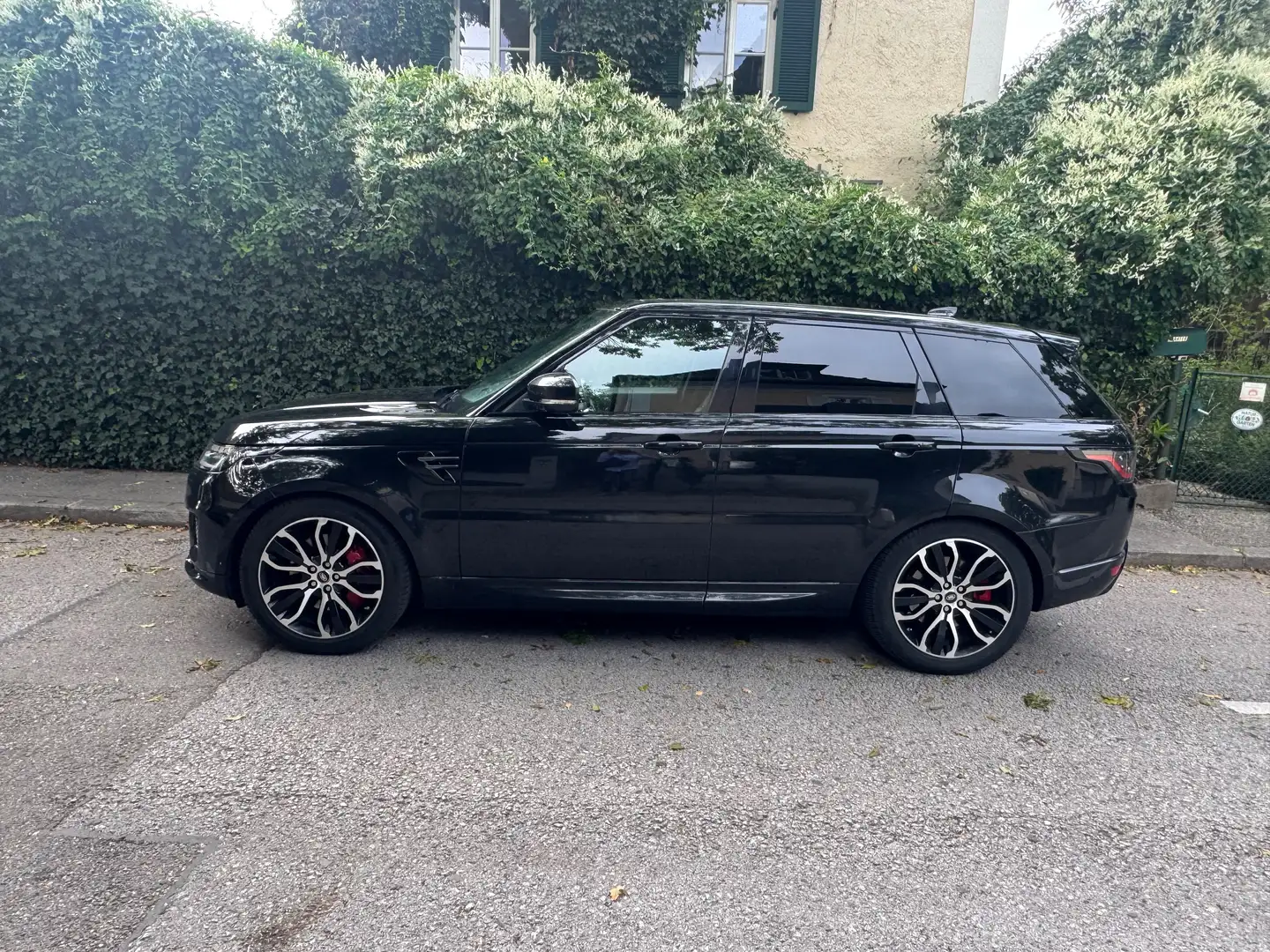 Land Rover Range Rover Sport Range Rover Sport 2,0 Si4 PHEV AWD HSE Dynamic Schwarz - 1