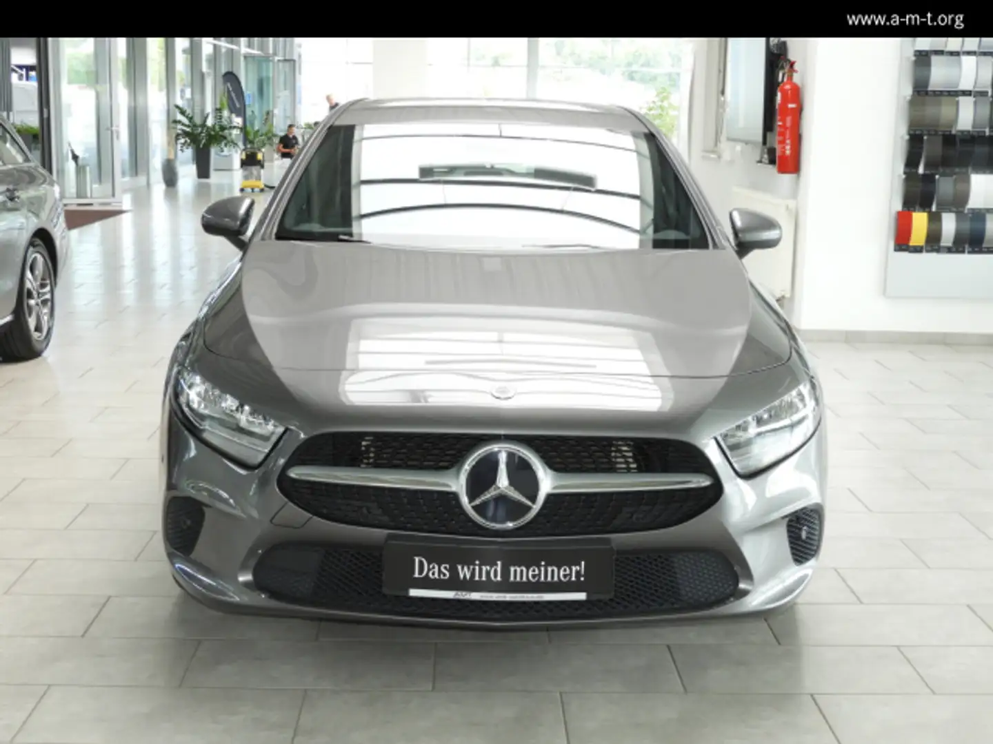 Mercedes-Benz A 200 Kompaktlimousine Progressive Navi/Klima/Sitzhzg. Grau - 2