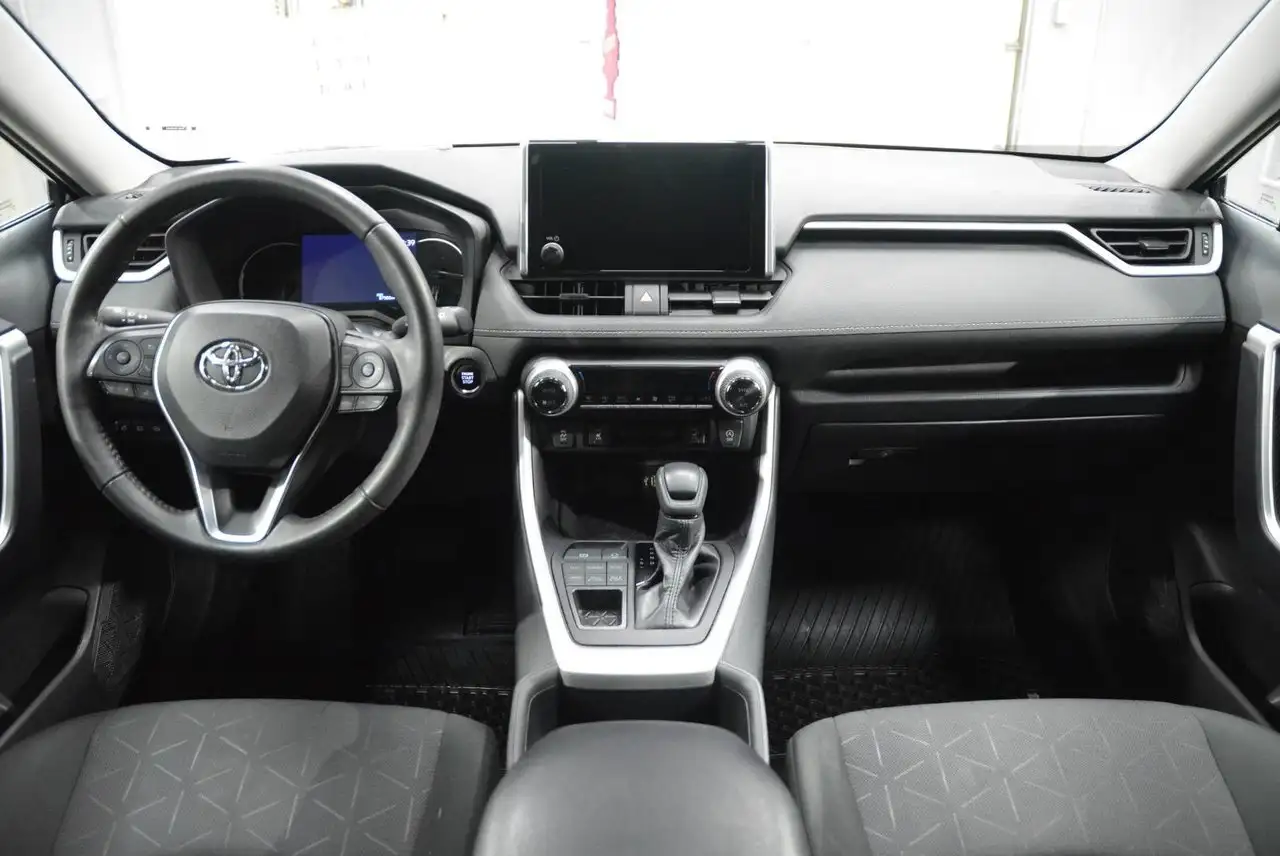 Toyota RAV 4 снимка Toyota RAV 4