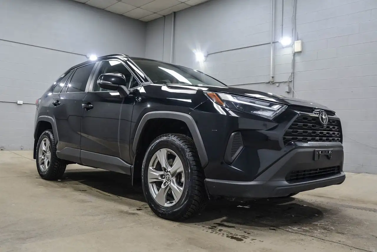 Toyota RAV 4 снимка Toyota RAV 4