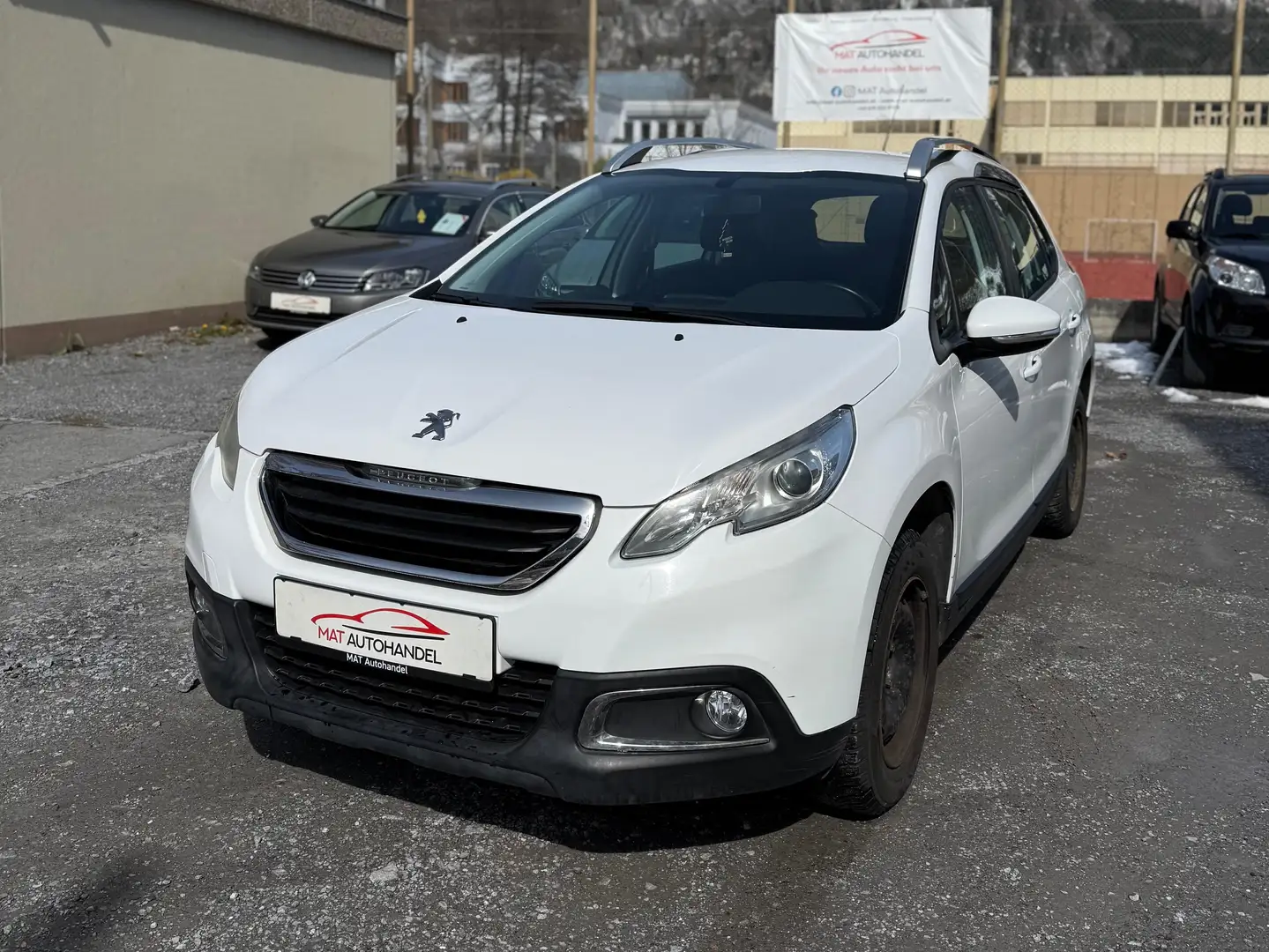 Peugeot 2008 1,2 VTi Active *Erstbesitz* Weiß - 1