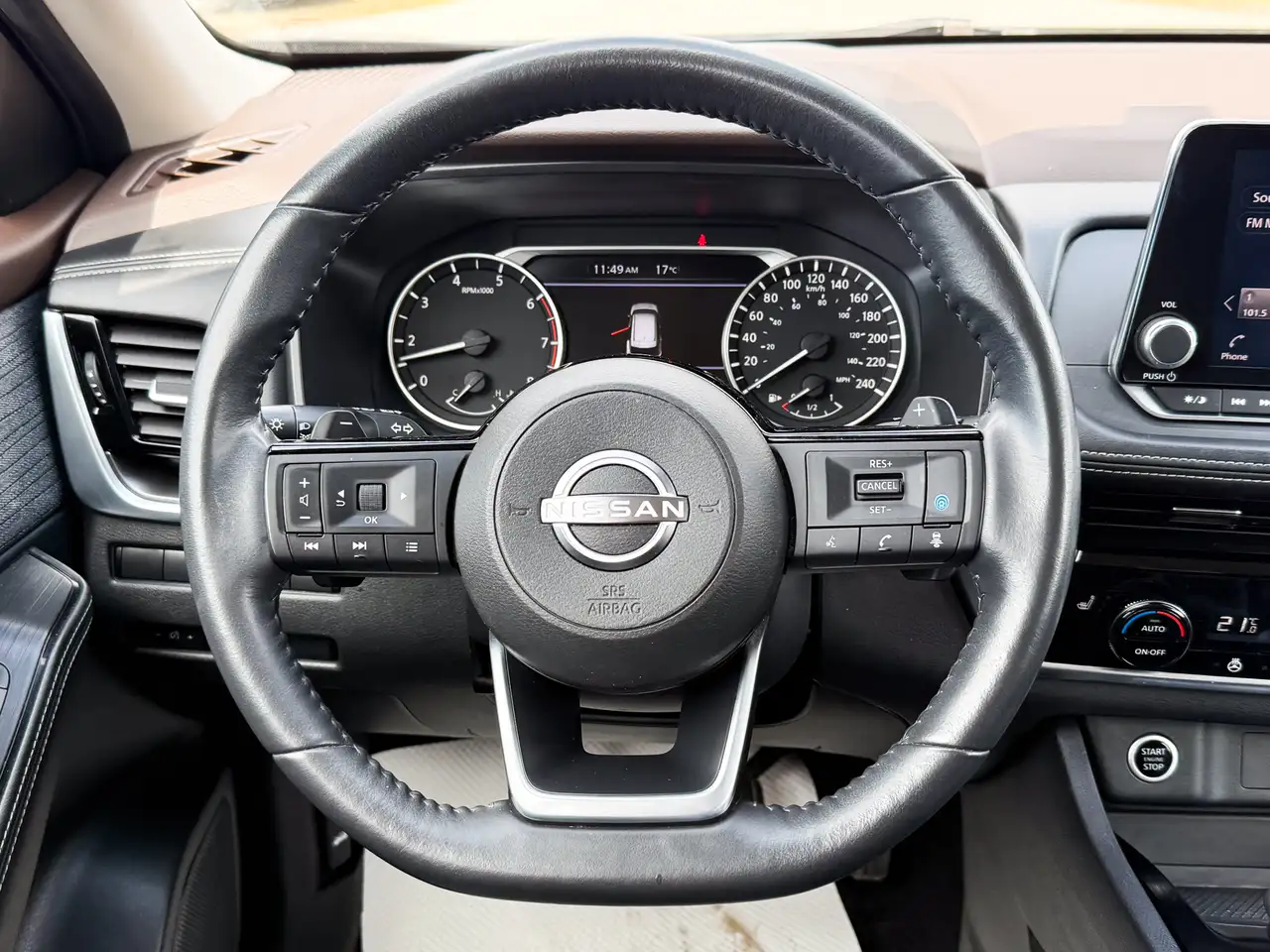 Nissan Rogue снимка Nissan Rogue