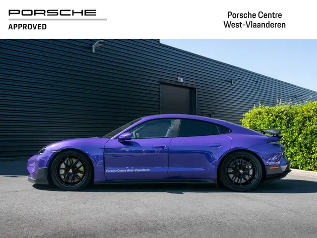 Porsche Taycan view 5