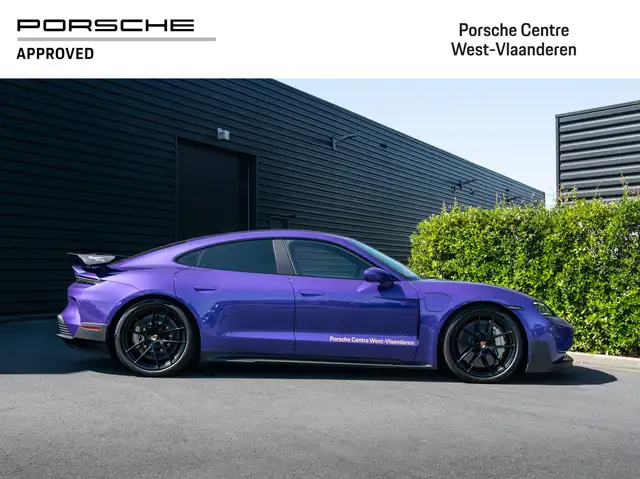 Porsche Taycan view 4