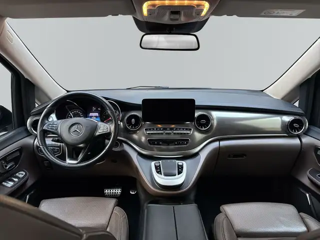 Mercedes-Benz V-Class view 7