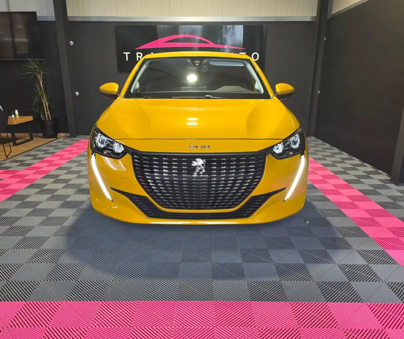 Peugeot 208 208 1.2i Style Amarillo - 2