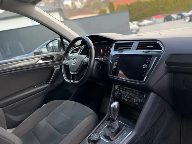 Volkswagen Tiguan view 14