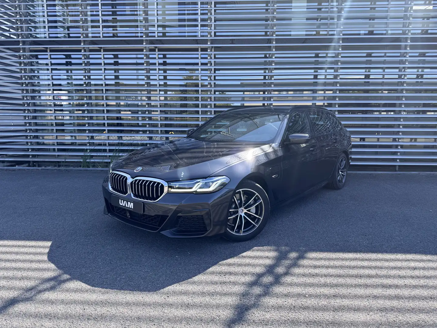 BMW 530 M PACK - LASER - HIFI - HEAD UP - TREKHAAK - 1