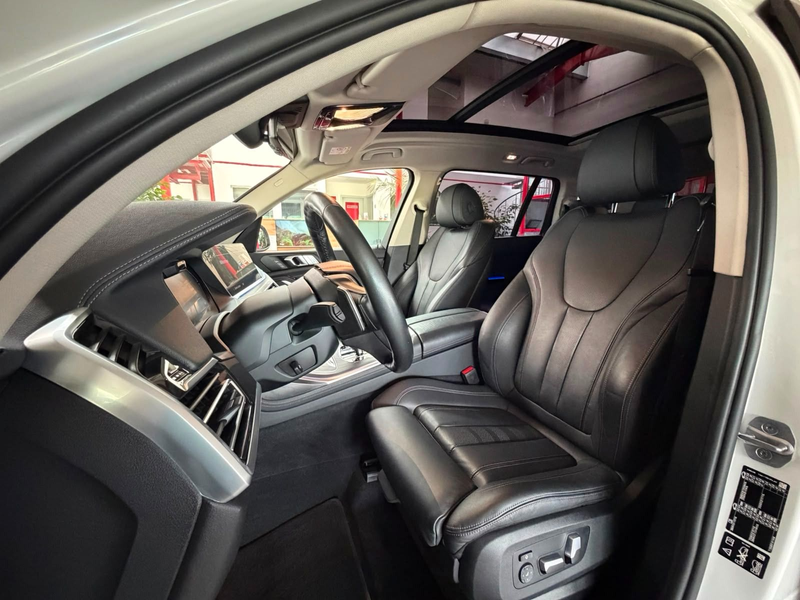 BMW X7 xDrive 40i*AHK+7-SITZE+360°+PANO+MEMORY — photo 12