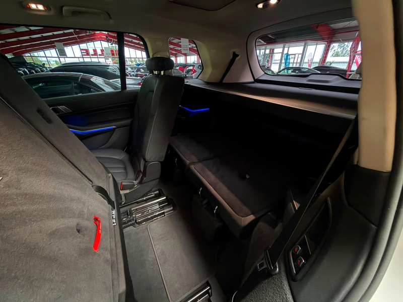 BMW X7 xDrive 40i*AHK+7-SITZE+360°+PANO+MEMORY — photo 15