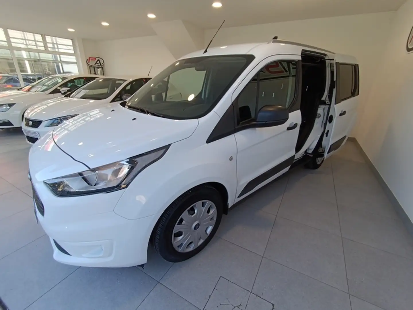 Ford Transit Connect FT 220 Kombi S&S B. Corta L1 Trend 100 Blanco - 2