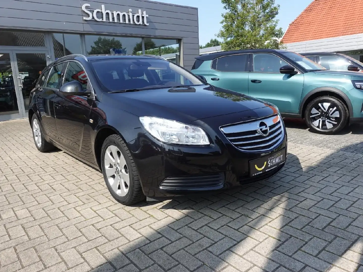 Opel Insignia Insignia Sports Tourer 2,0 Active Schwarz - 2
