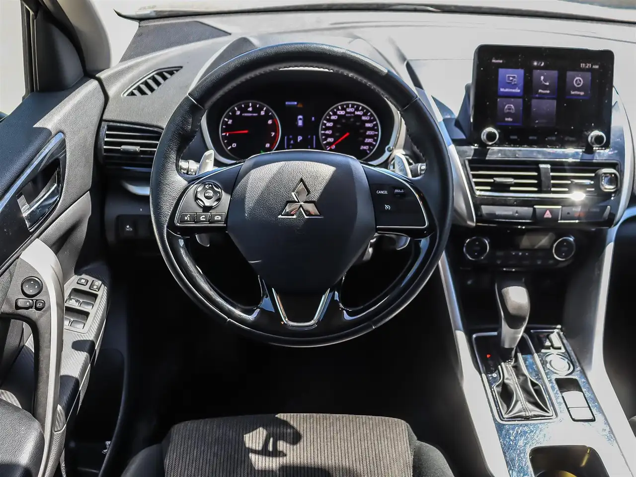 Mitsubishi Eclipse Cross снимка Mitsubishi Eclipse Cross
