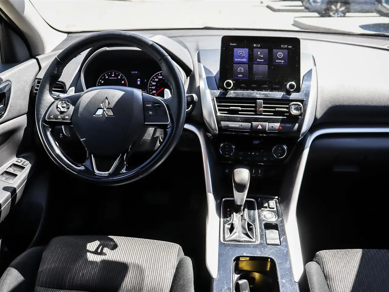 Mitsubishi Eclipse Cross снимка Mitsubishi Eclipse Cross