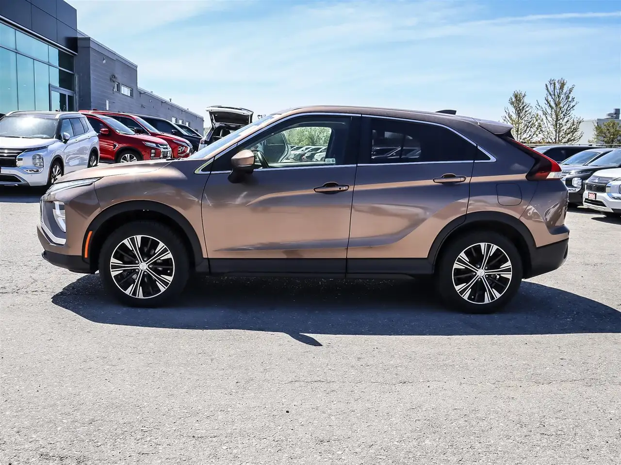 Mitsubishi Eclipse Cross снимка Mitsubishi Eclipse Cross