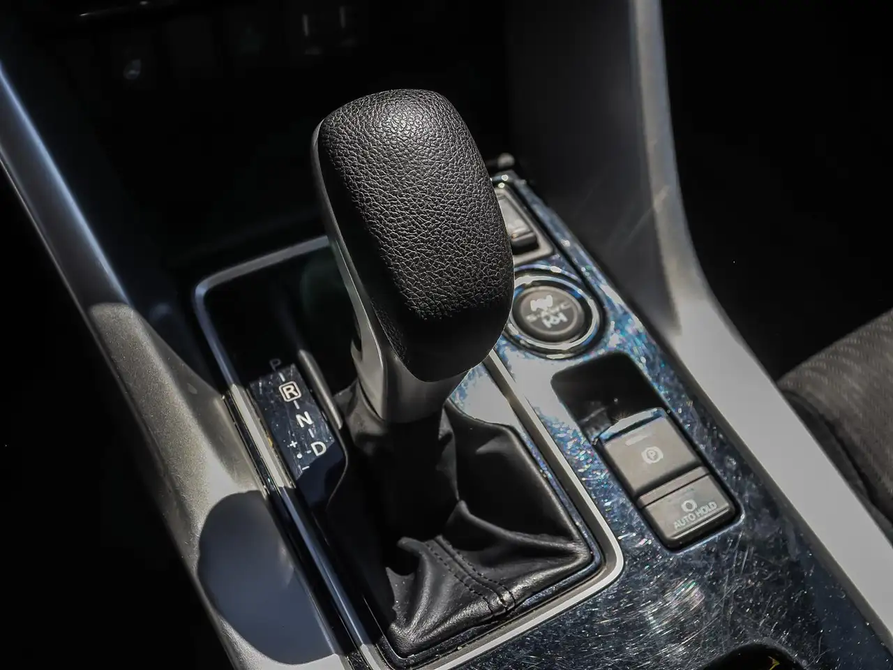 Mitsubishi Eclipse Cross снимка Mitsubishi Eclipse Cross