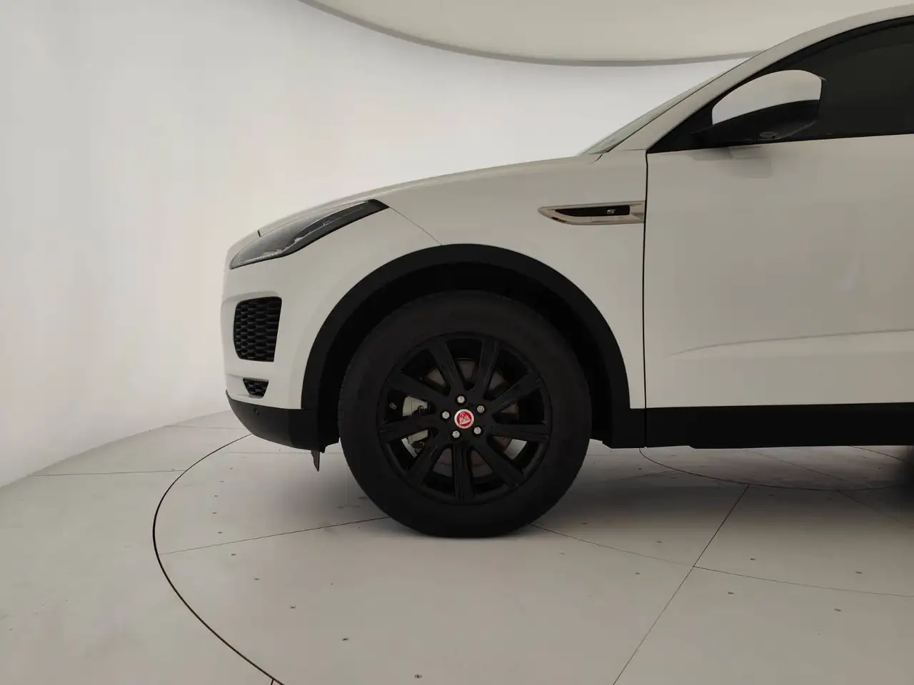 Jaguar E-Pace 2.0d i4 R-Dynamic S awd 150cv auto my19, миниатюра 18