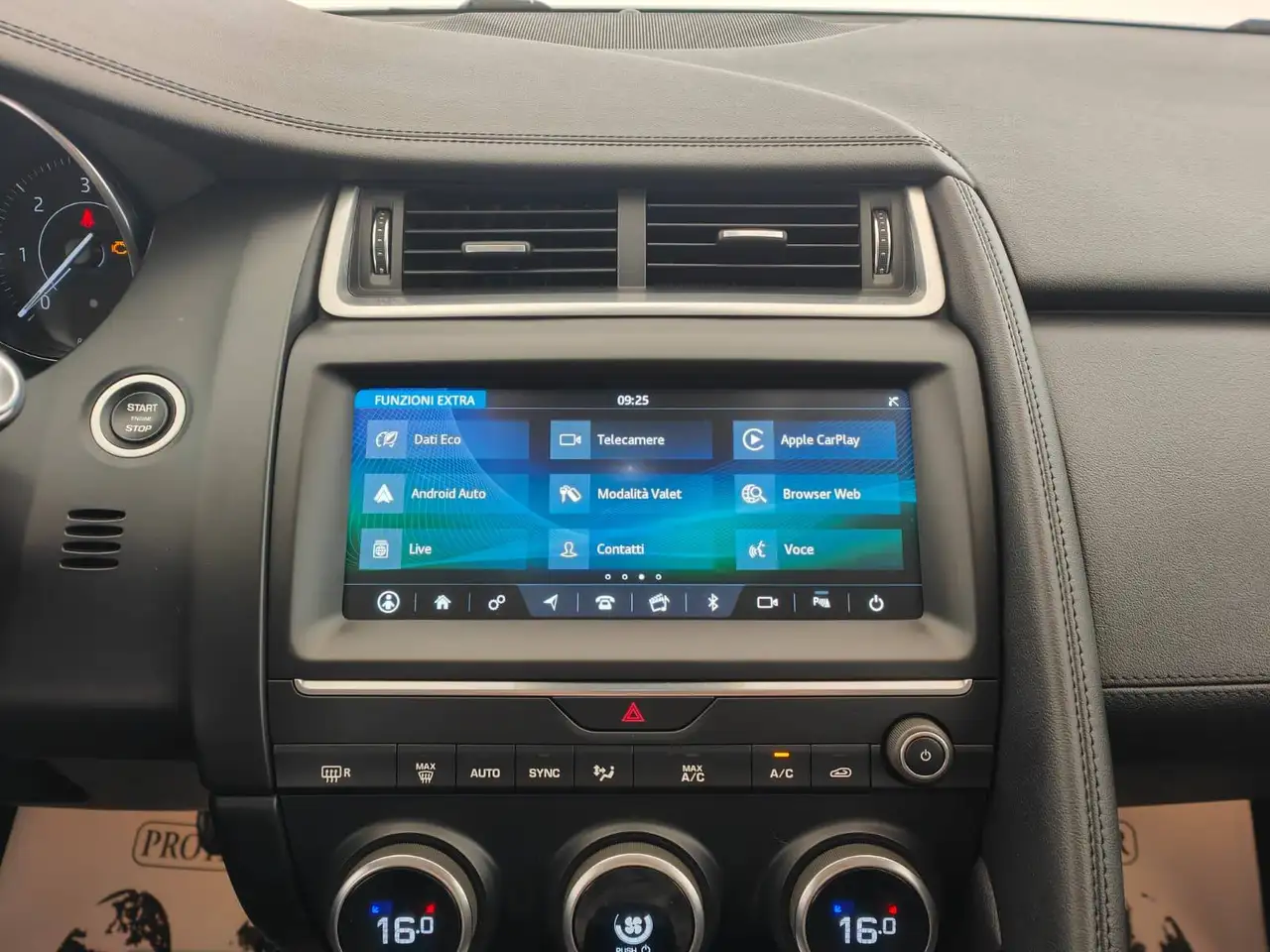 Jaguar E-Pace 2.0d i4 R-Dynamic S awd 150cv auto my19, миниатюра 17