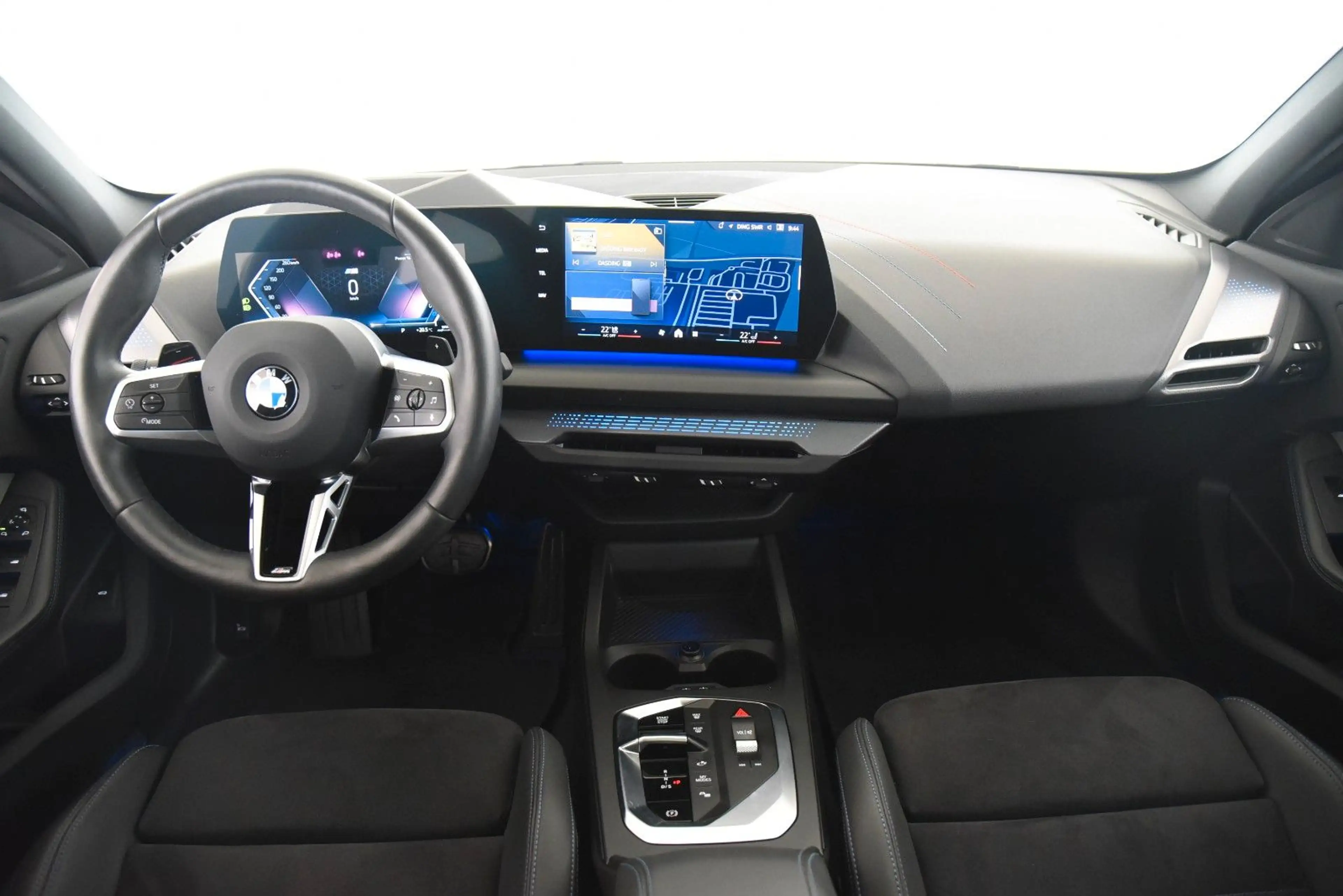 BMW 120 M Sport Pro ACC LED Pano HUD ParkAss Alarm — photo 8