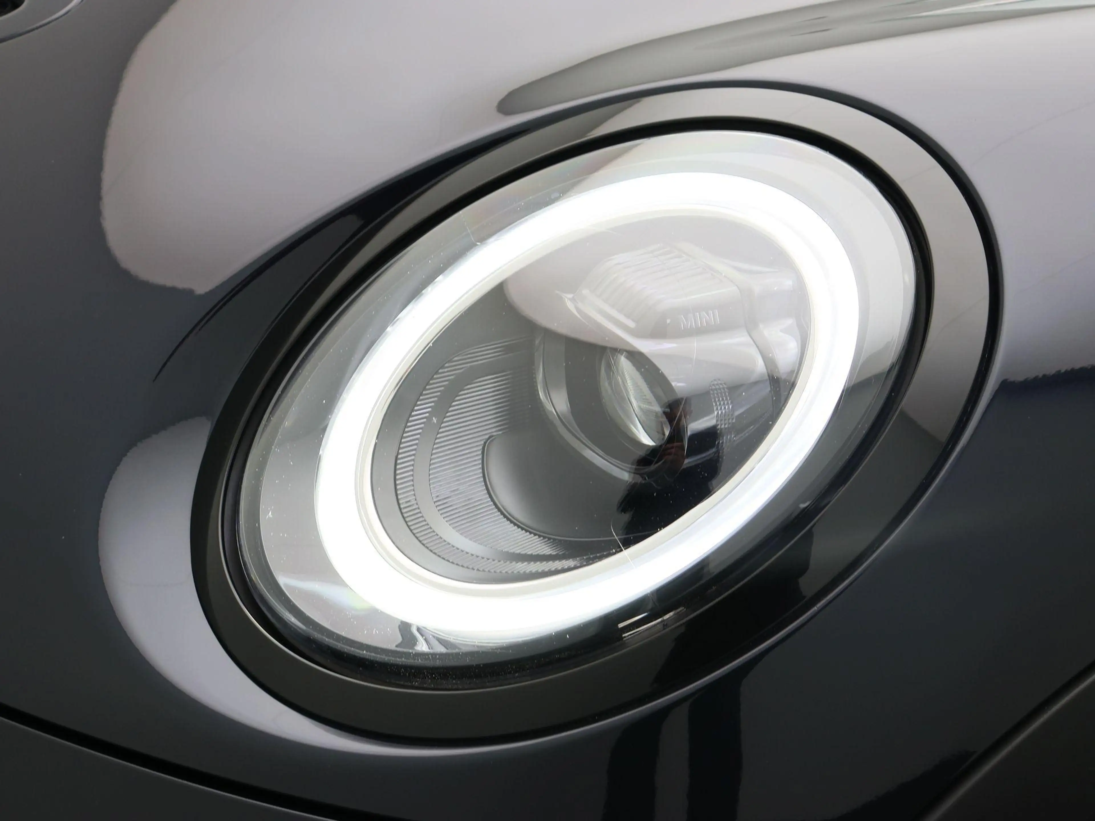 MINI John Cooper Works Cabrio Premium Pakket + Stuurwielrand Verwarmd + Stoelver — photo 7
