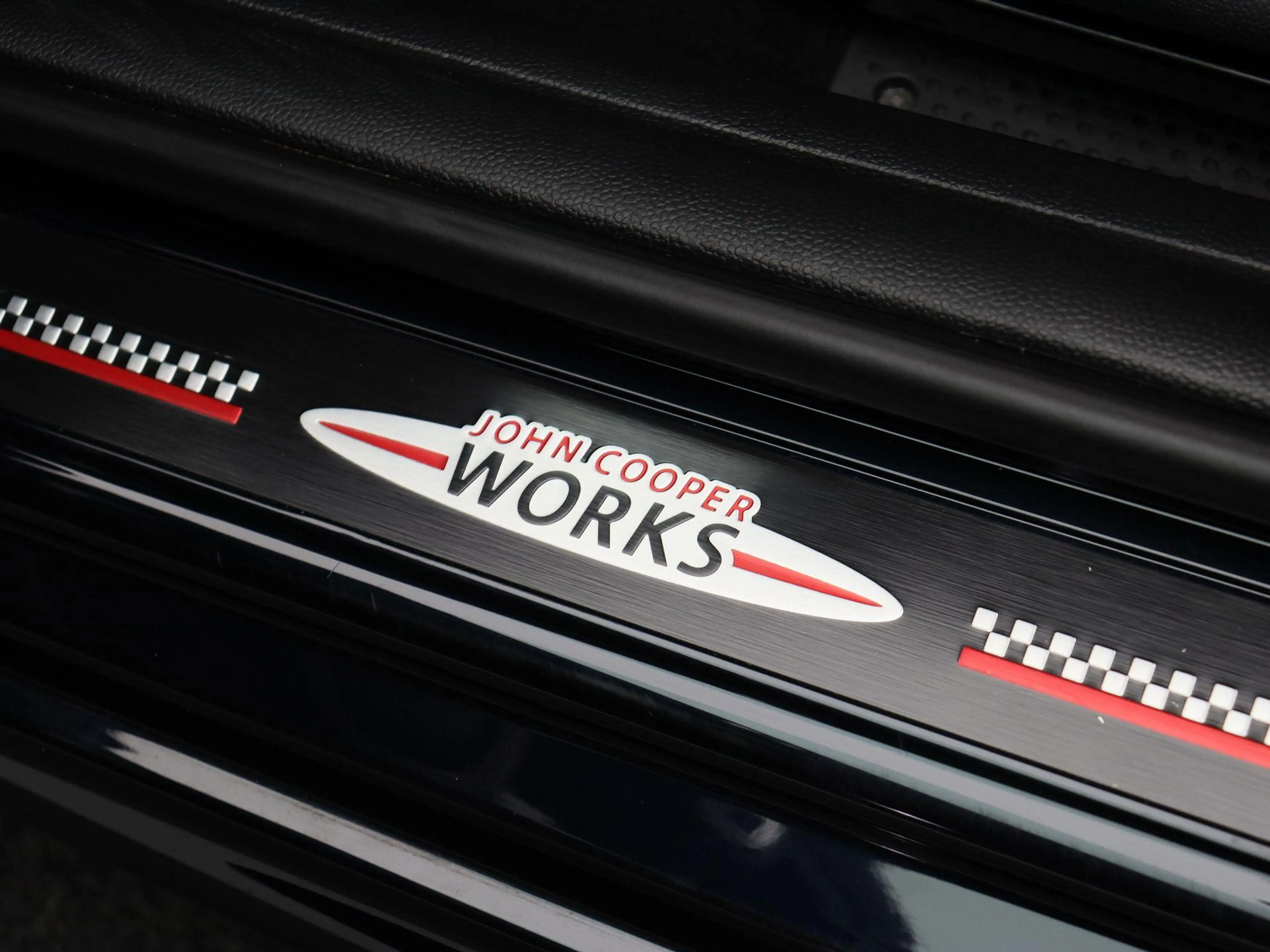 MINI John Cooper Works Cabrio Premium Pakket + Stuurwielrand Verwarmd + Stoelver — photo 11