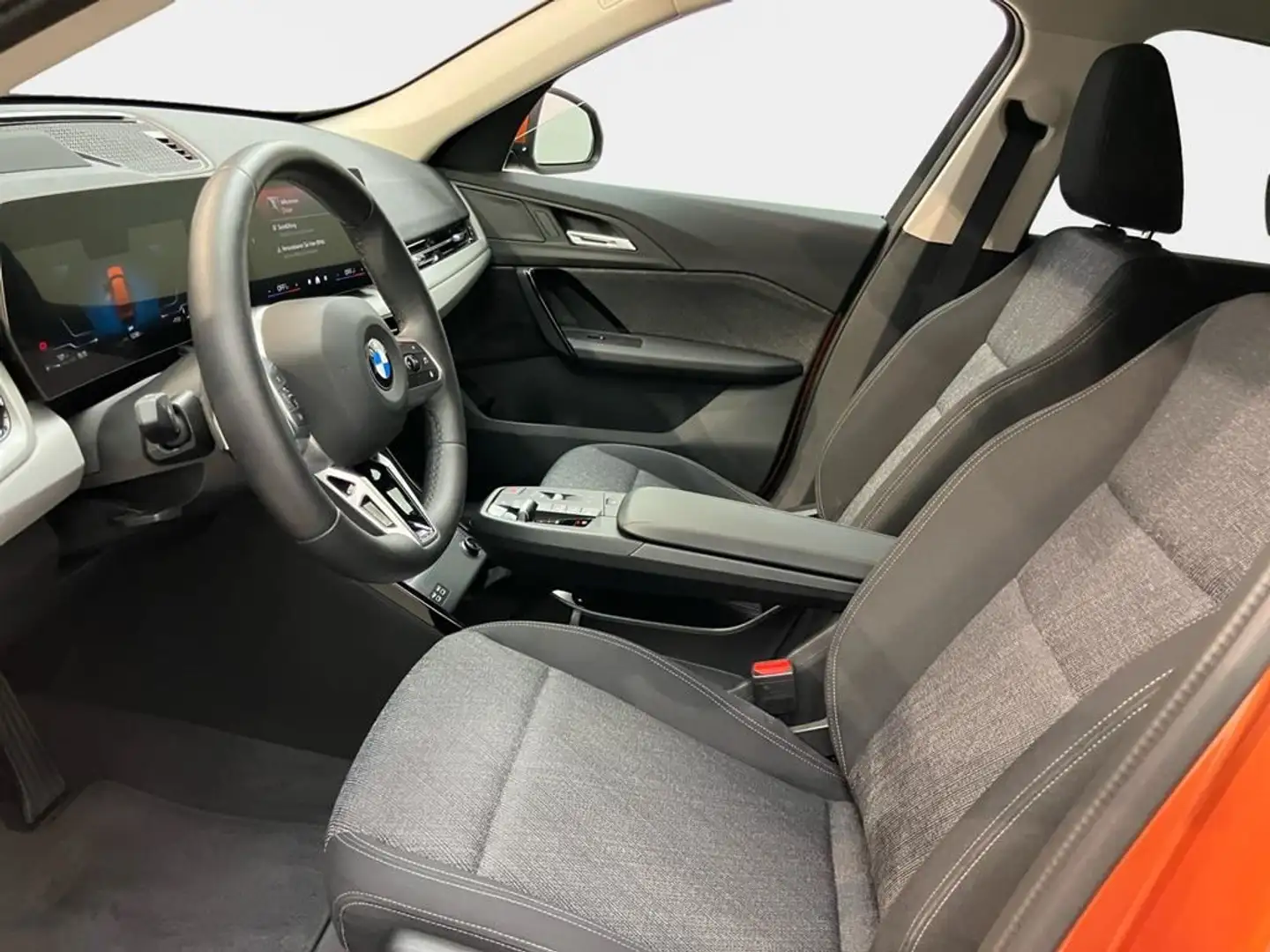 BMW X1 Orange - 2