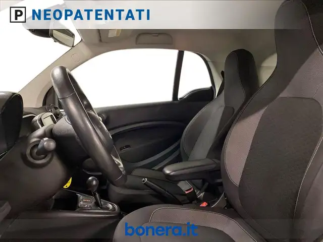 smart Fortwo view 15