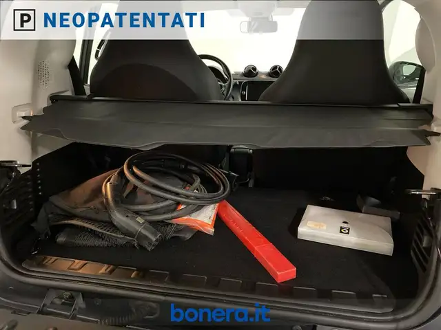 smart Fortwo view 8