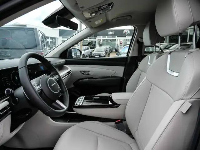 Hyundai Tucson view 8